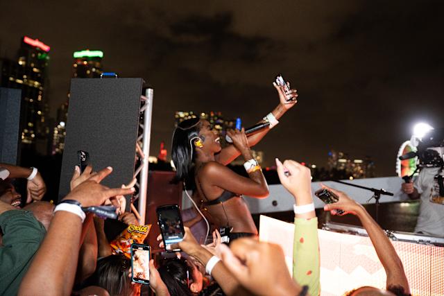 Cheetos Basel moment